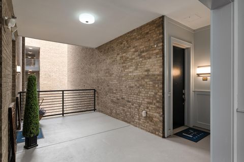 Tiny photo for 200 Manufacturers Road, Chattanooga, TN 37405 (MLS # 1526550)