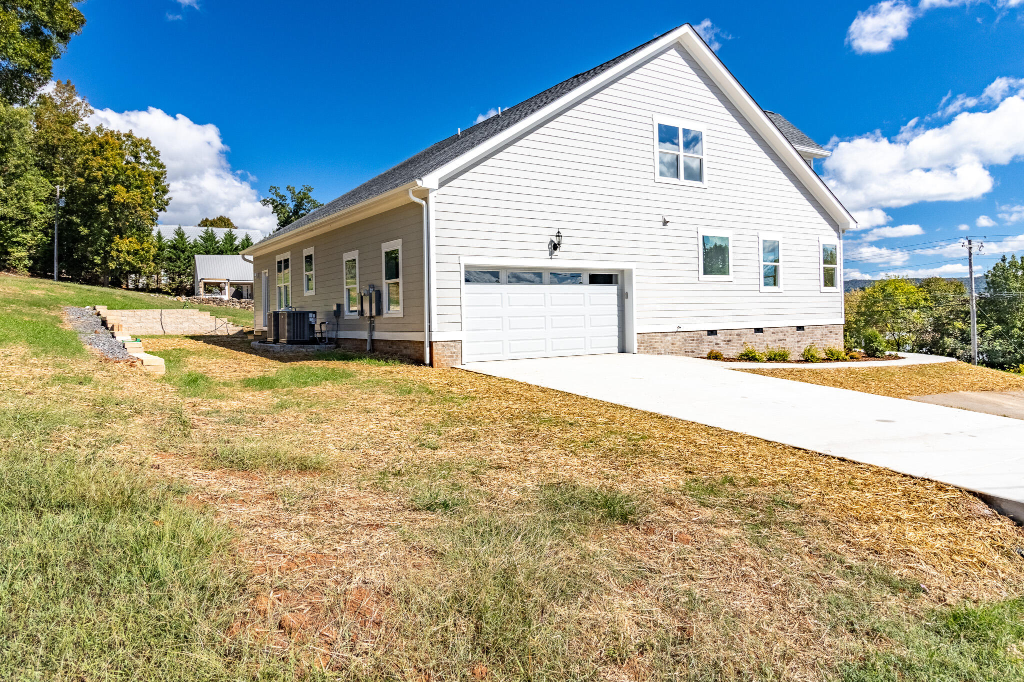 8211 Snow Hill Road