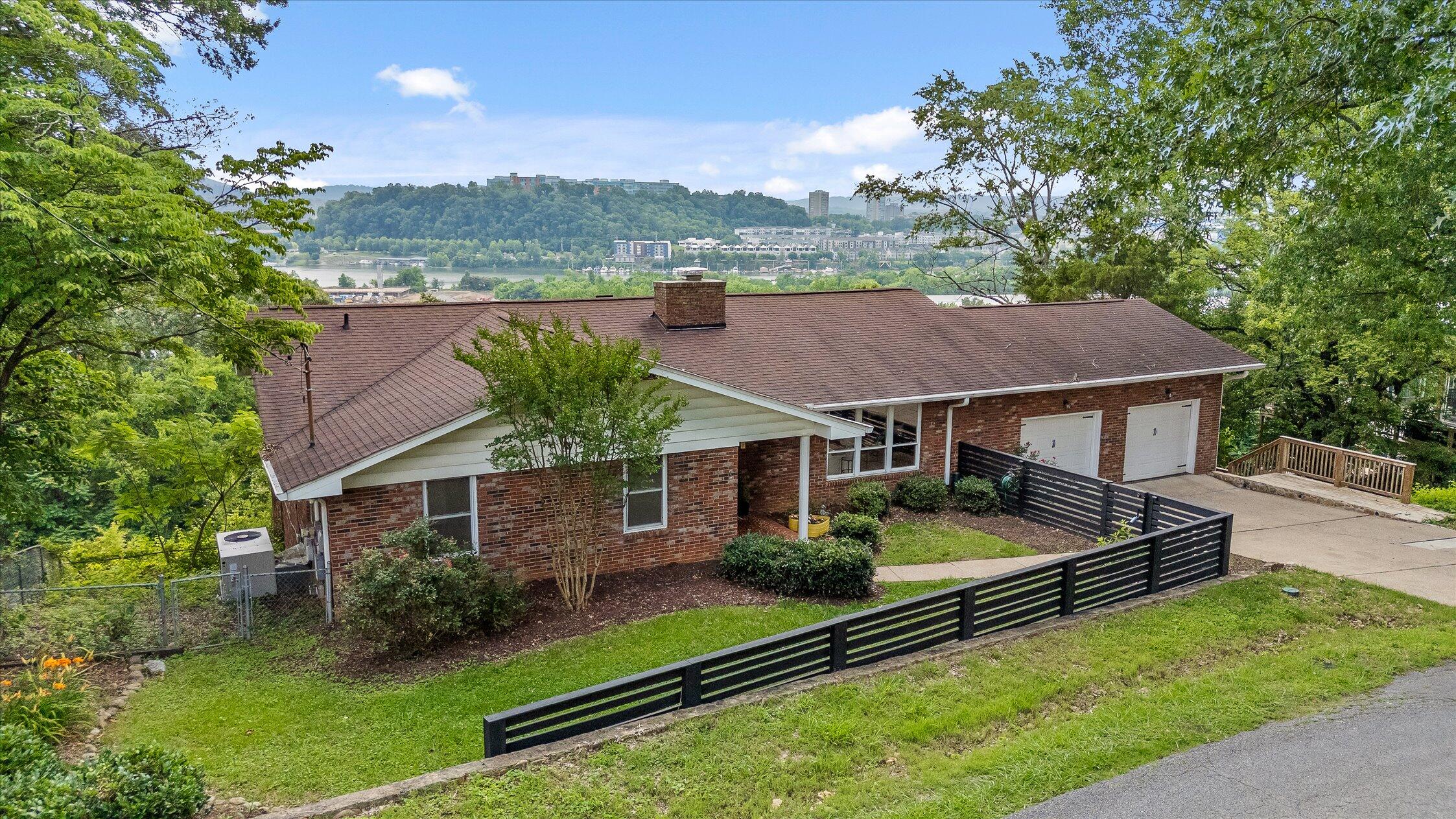 Photo 1 of 88 — 302 Walsh Road 0, Chattanooga, TN 37405