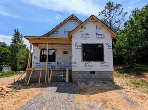 Photo of 1425 Horns Creek Road, Old Fort, TN 37362 (MLS # 1535236)