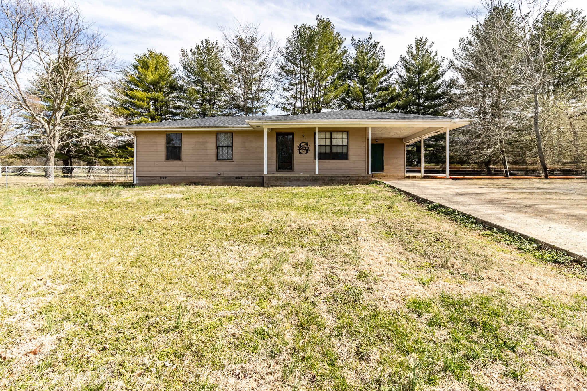 156 Lewis Avenue, Whitwell, Tennessee image 1