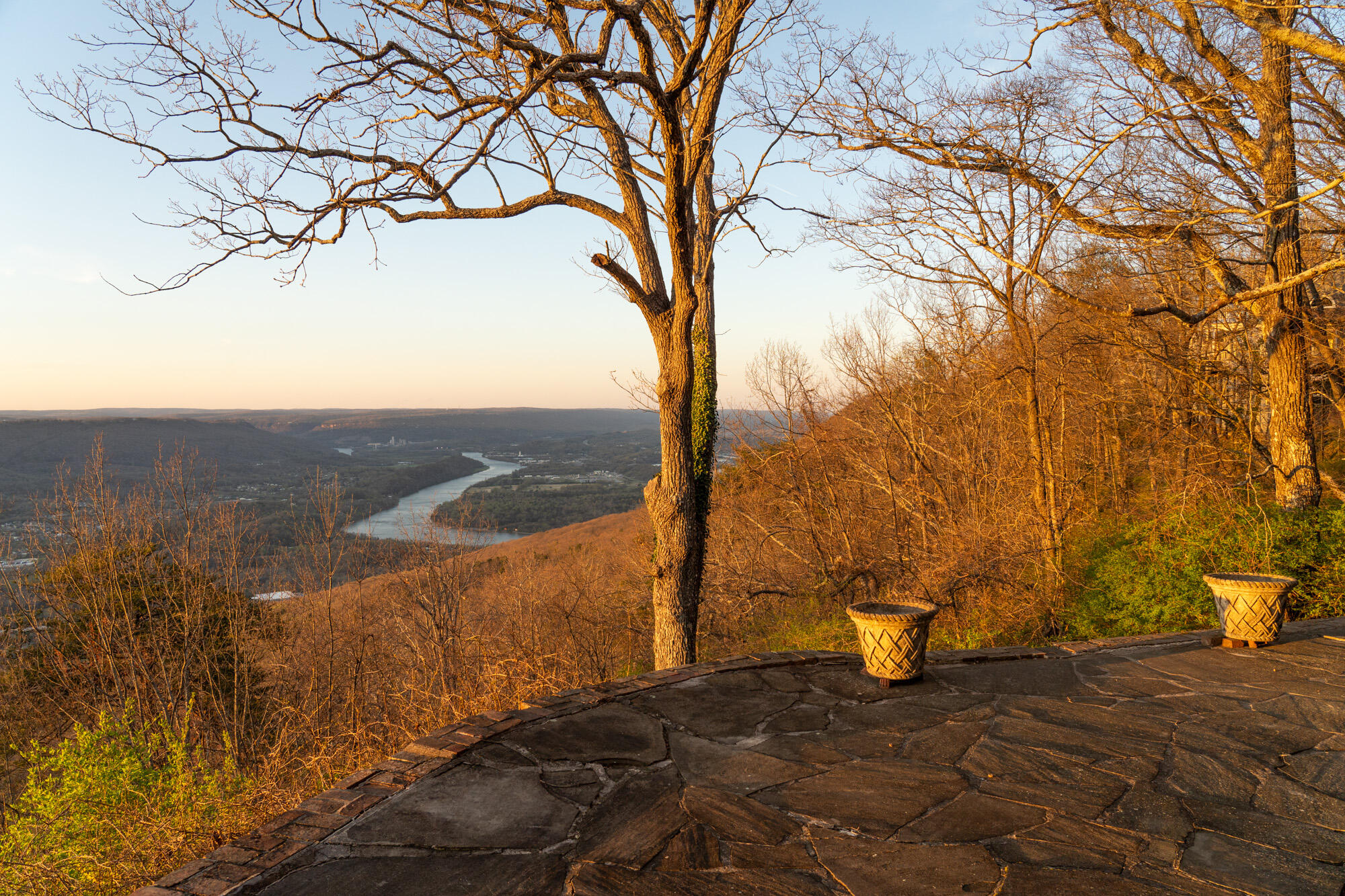 512 W Brow Road, Lookout Mountain, Tennessee image 49