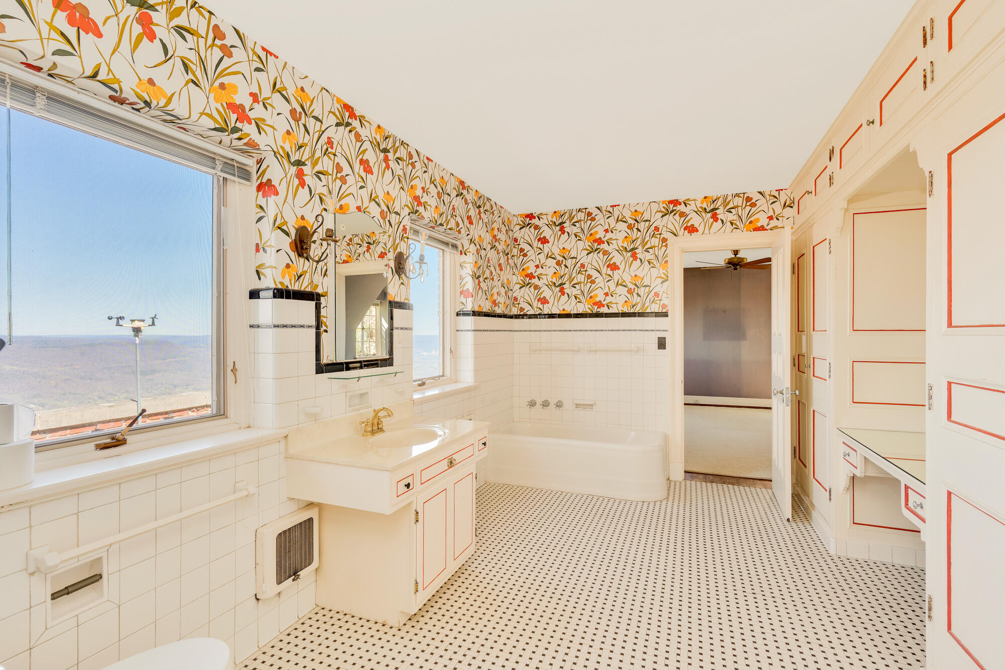 512 W Brow Road, Lookout Mountain, Tennessee image 26