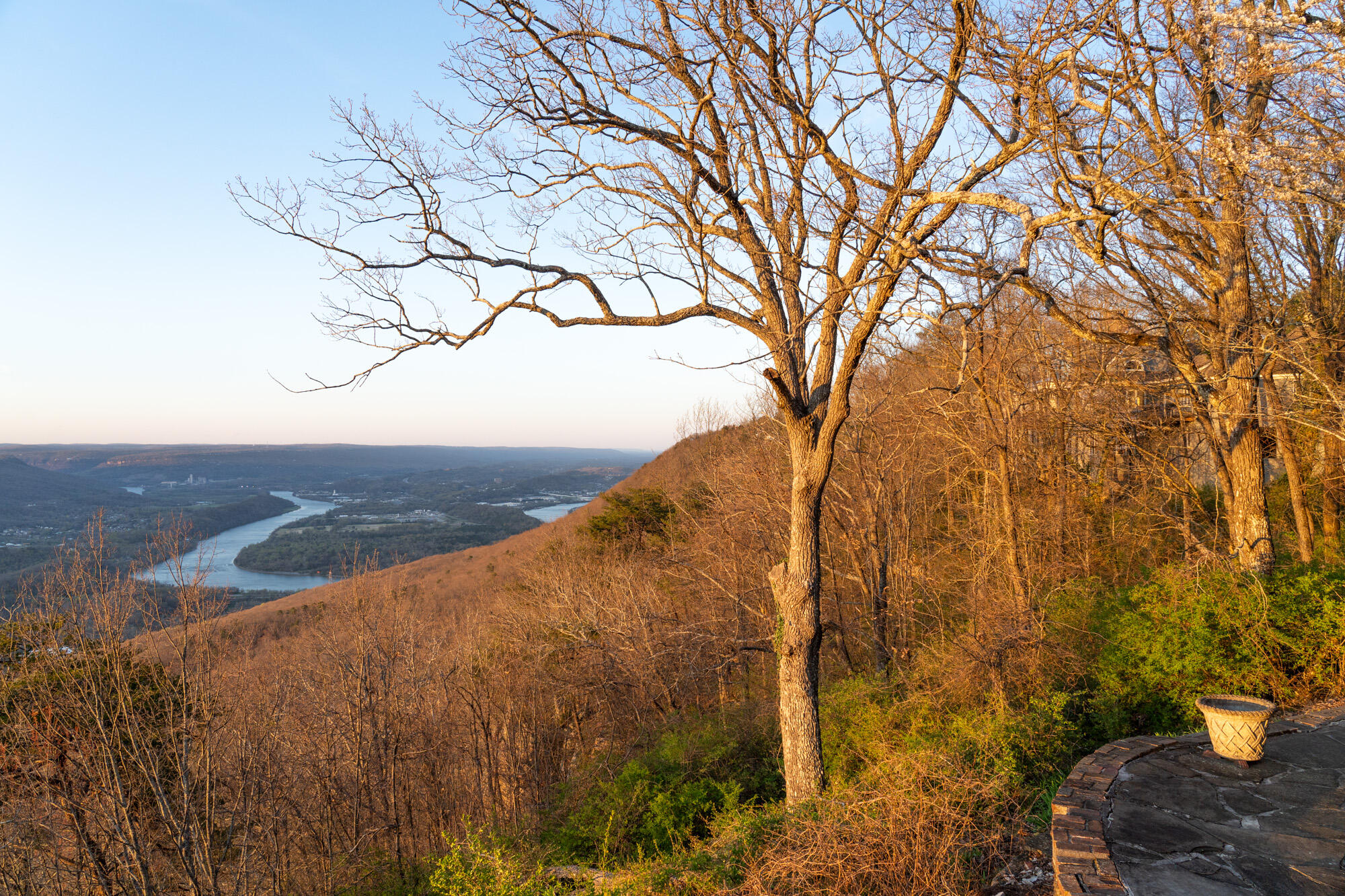 512 W Brow Road, Lookout Mountain, Tennessee image 50