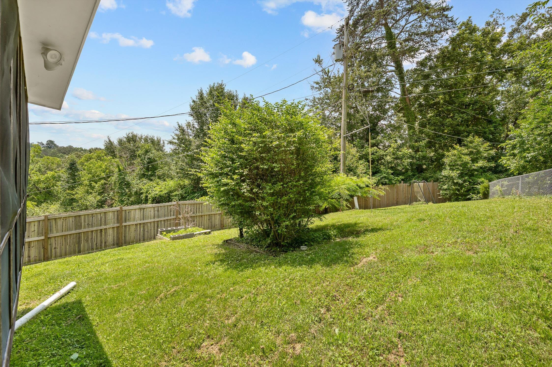 6557 Esquire Drive, Hixson, Tennessee image 5