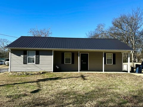 Photo of 1501 Lee Street, Chickamauga, GA 30707 (MLS # 1525293)