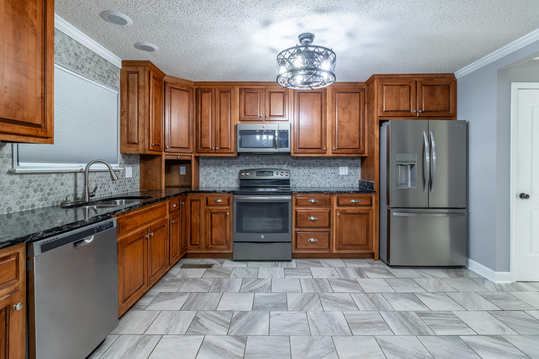 118 Valleybrook Circle, Hixson, Tennessee image 4