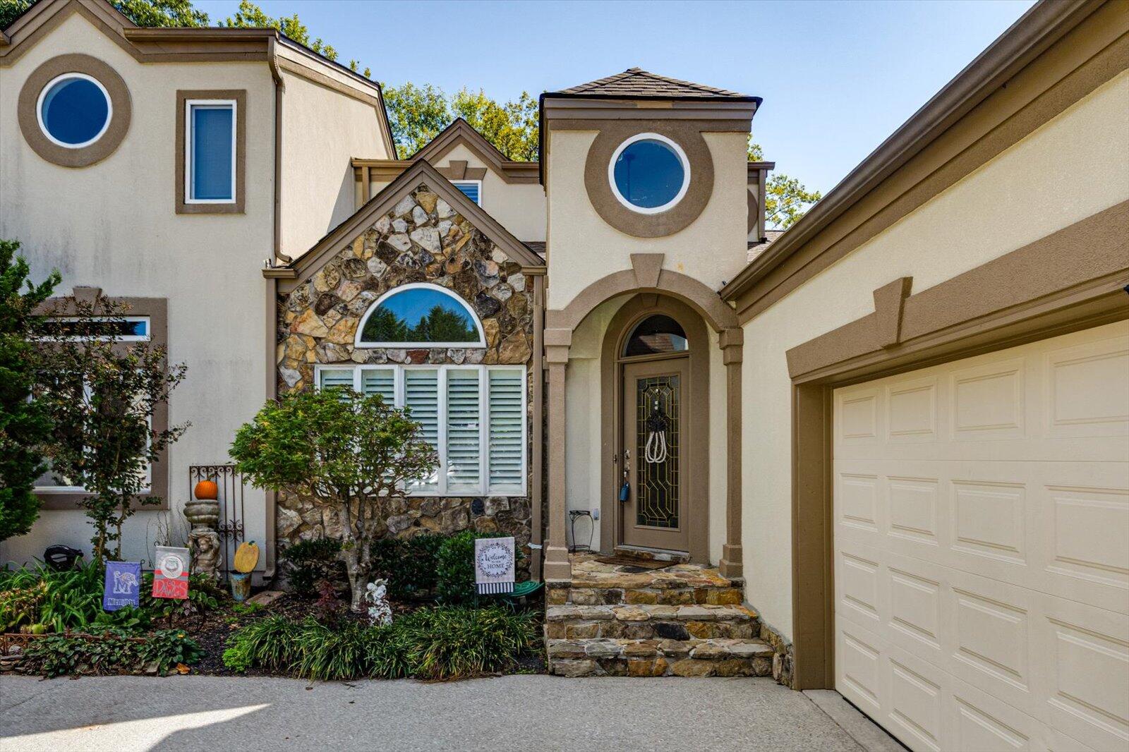 9912 Cattails Meadow Lane