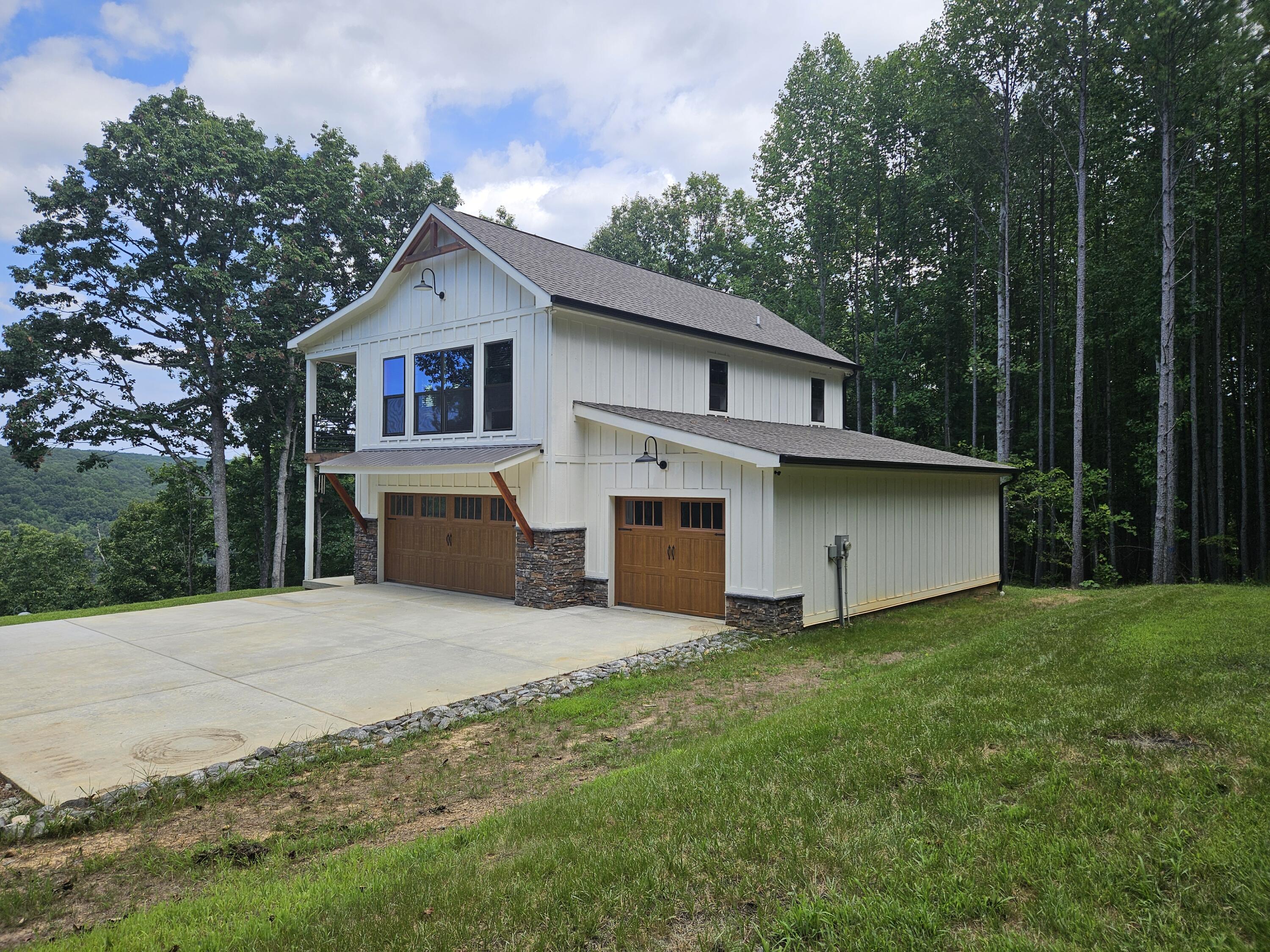 389 Forest View Drive Dr, South Pittsburg, Tennessee image 1