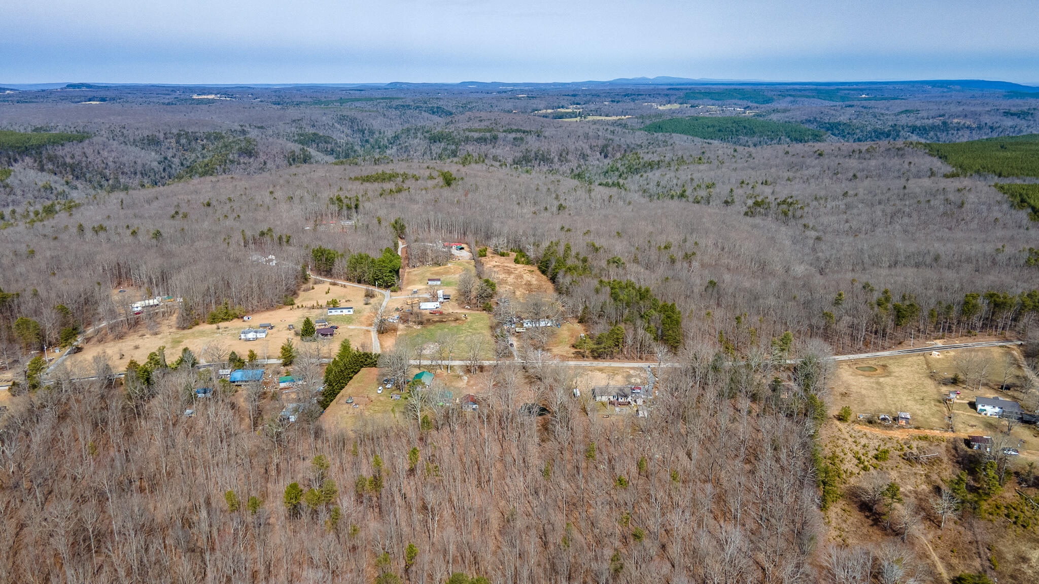 4007 Retro Hughes Road, Graysville, Tennessee image 4