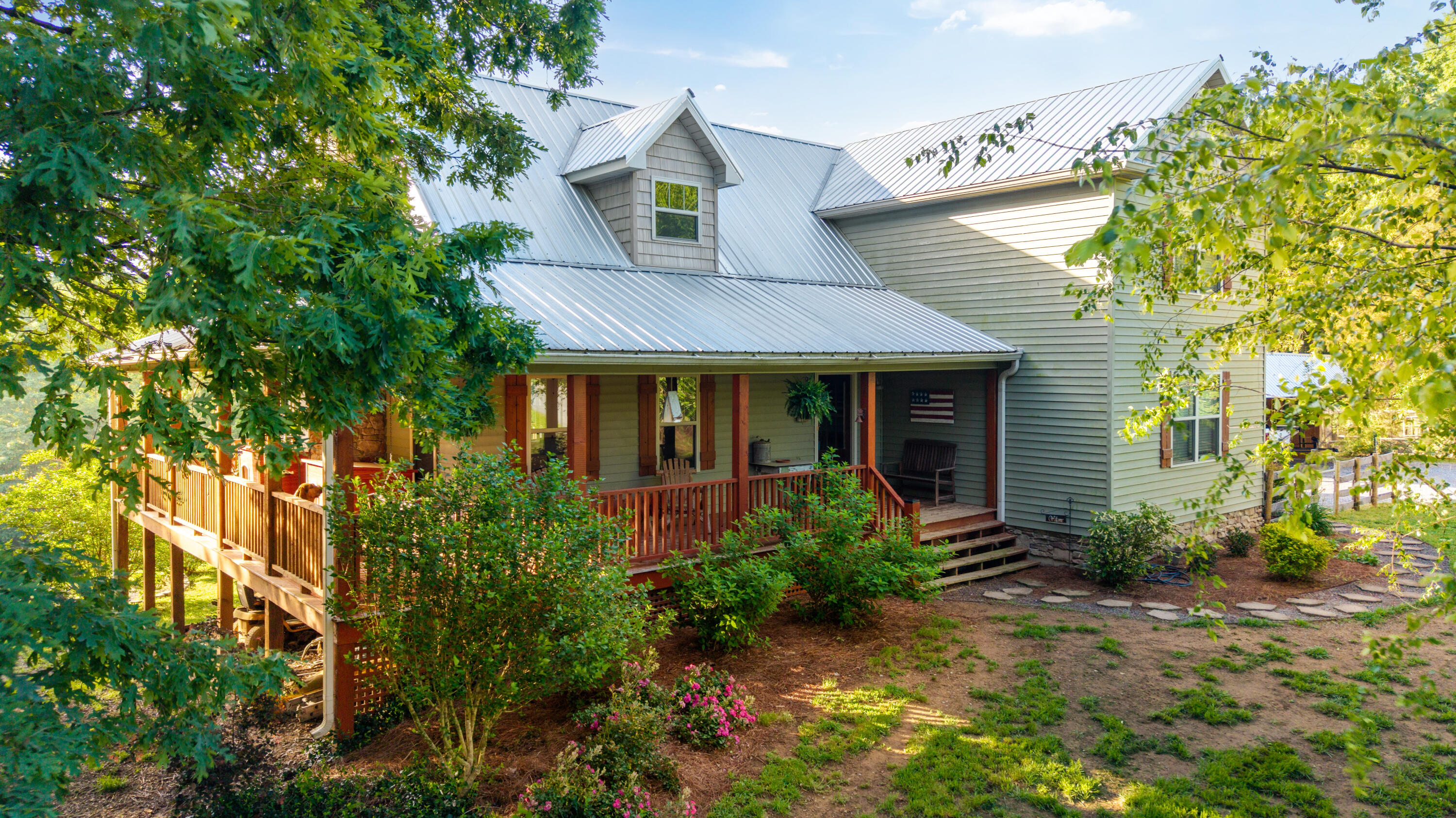 310 Moore Road, Charleston, Tennessee image 1