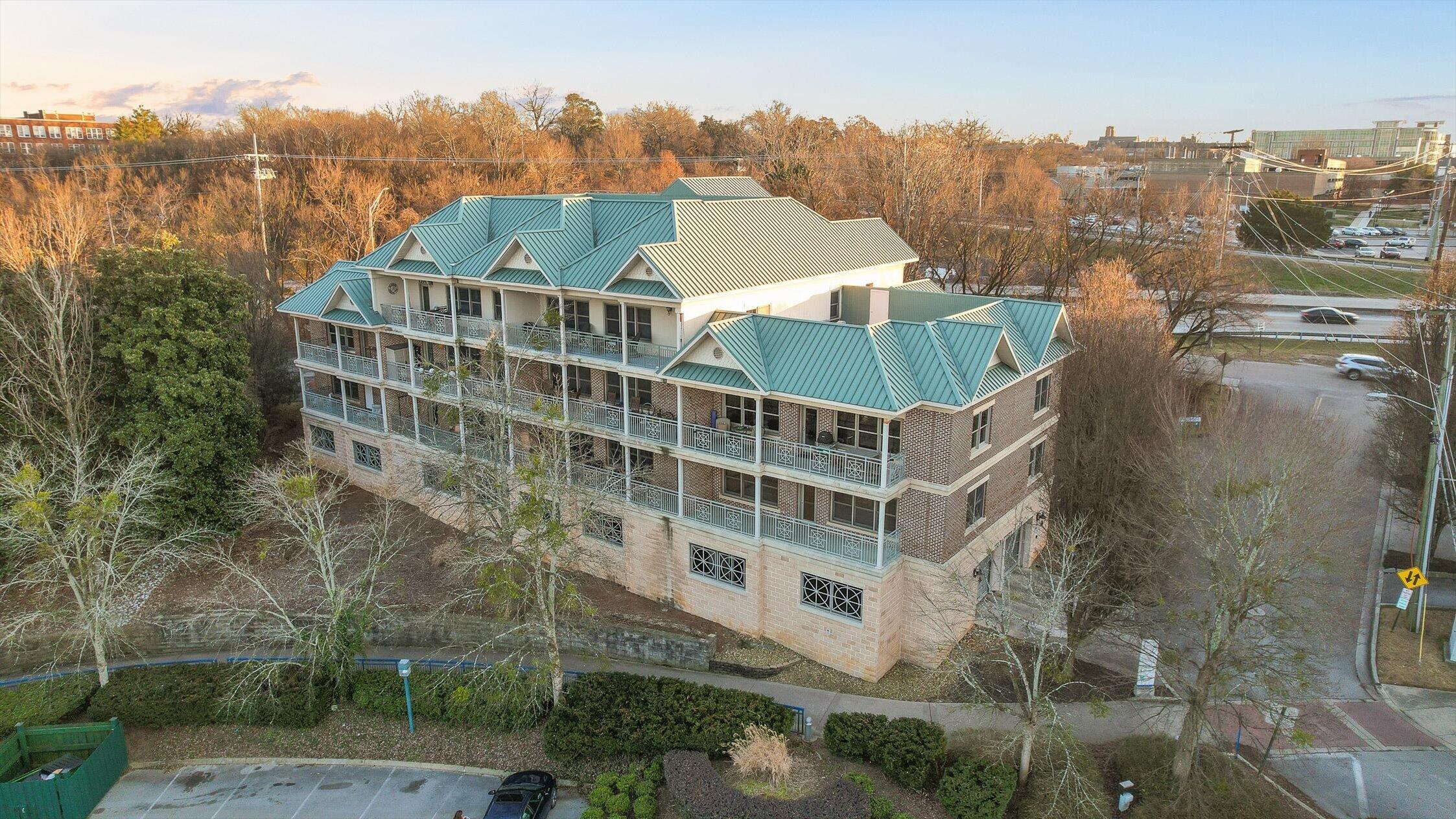 733 Battery Place 101