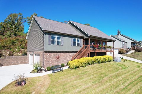 Photo of 129 Timber Top Crossing SE, Cleveland, TN 37323 (MLS # 1502261)