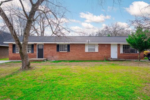 Photo of 3336 Gundy Drive, Chattanooga, TN 37419 (MLS # 1527752)