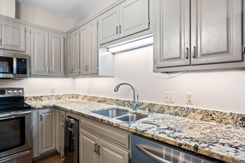 Tiny photo for 2003 Clearfield Lane, Chattanooga, TN 37405 (MLS # 1531116)