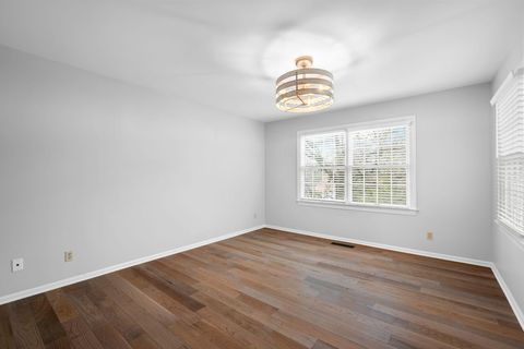 Tiny photo for 2003 Clearfield Lane, Chattanooga, TN 37405 (MLS # 1531116)