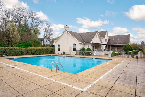 Tiny photo for 2003 Clearfield Lane, Chattanooga, TN 37405 (MLS # 1531116)