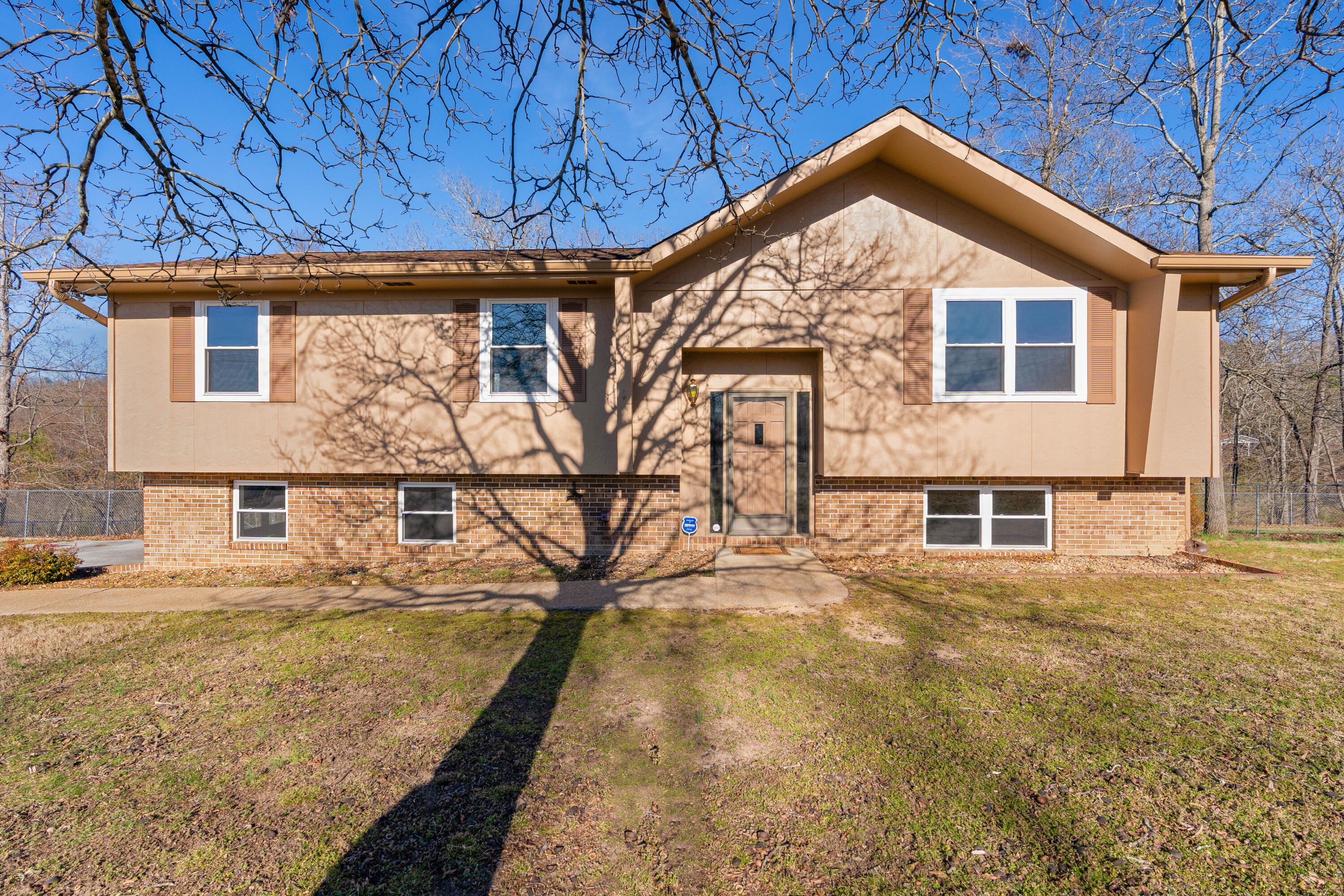 7005 Windcrest Lane, Harrison, Tennessee image 1