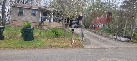 409 E 52nd Street Chattanooga TN 37410