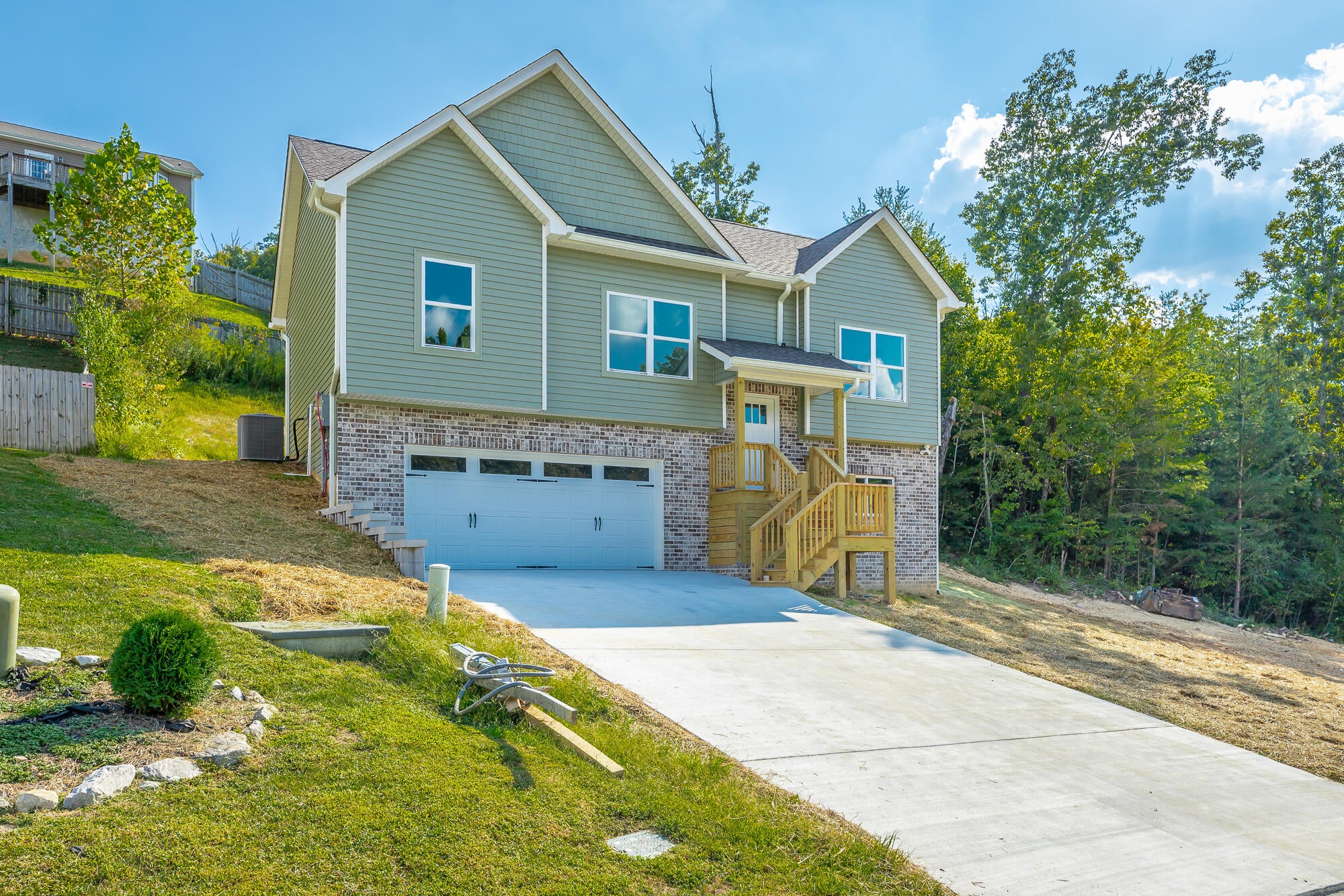 1710 Short Leaf Lane