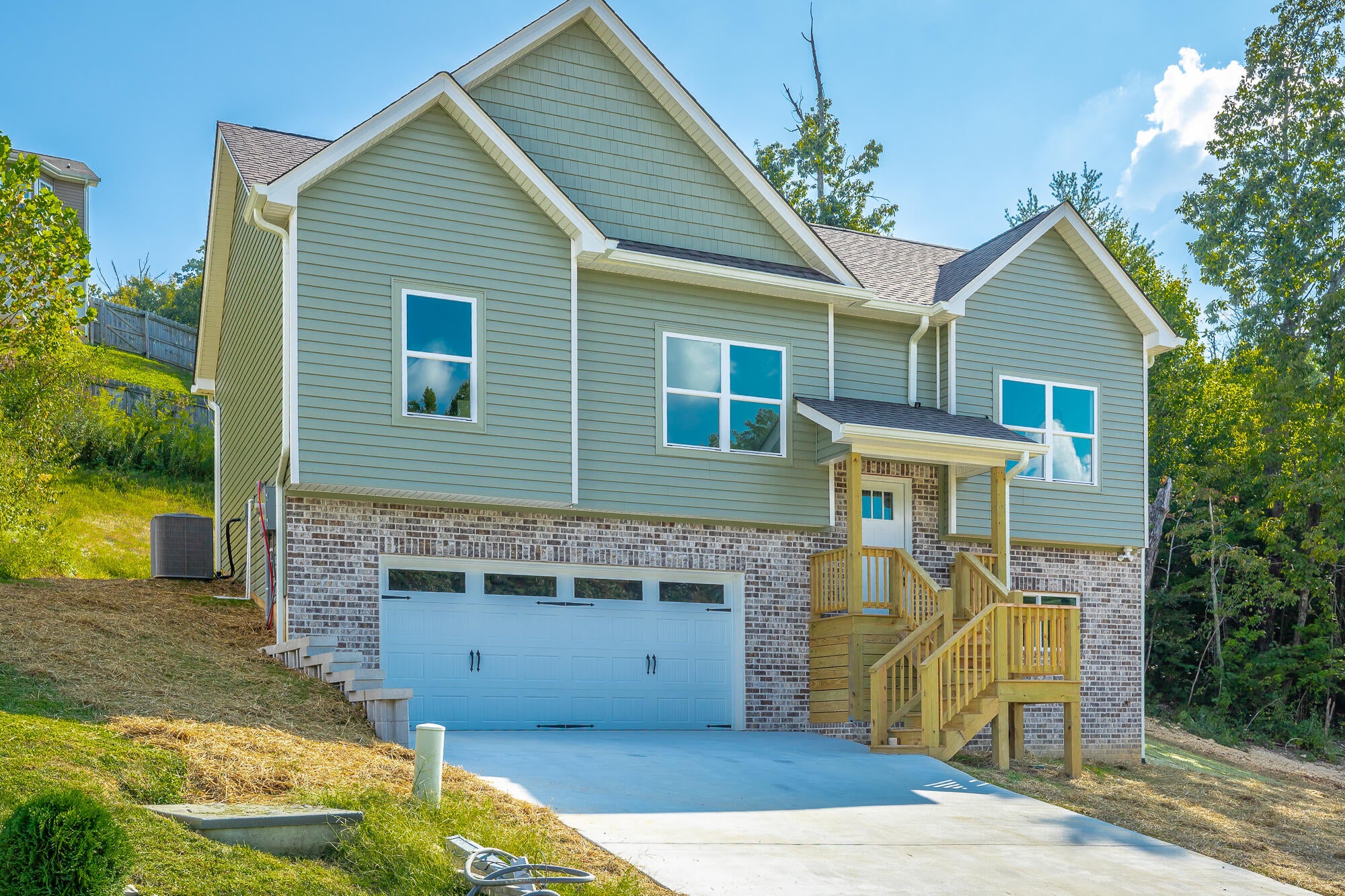 1710 Short Leaf Lane