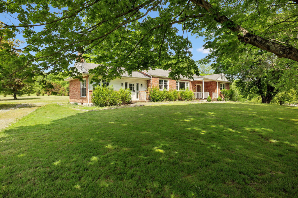 1155 Ridge Hill Road, Goodlettsville, Tennessee image 2