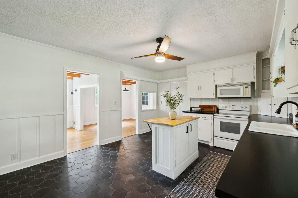 1155 Ridge Hill Road, Goodlettsville, Tennessee image 21