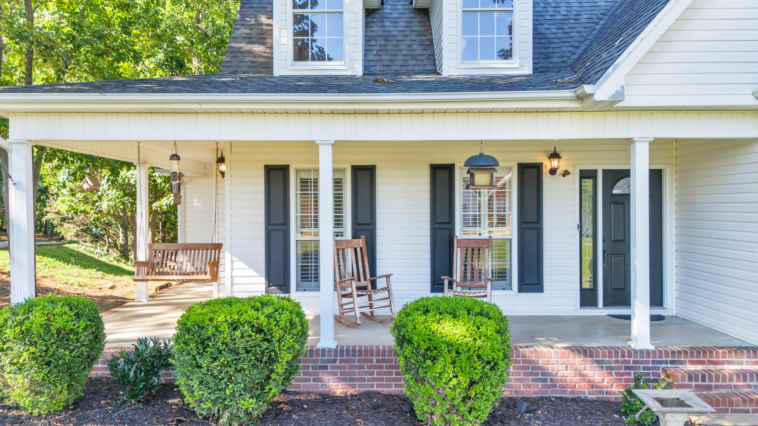 6637 Rolling River Road