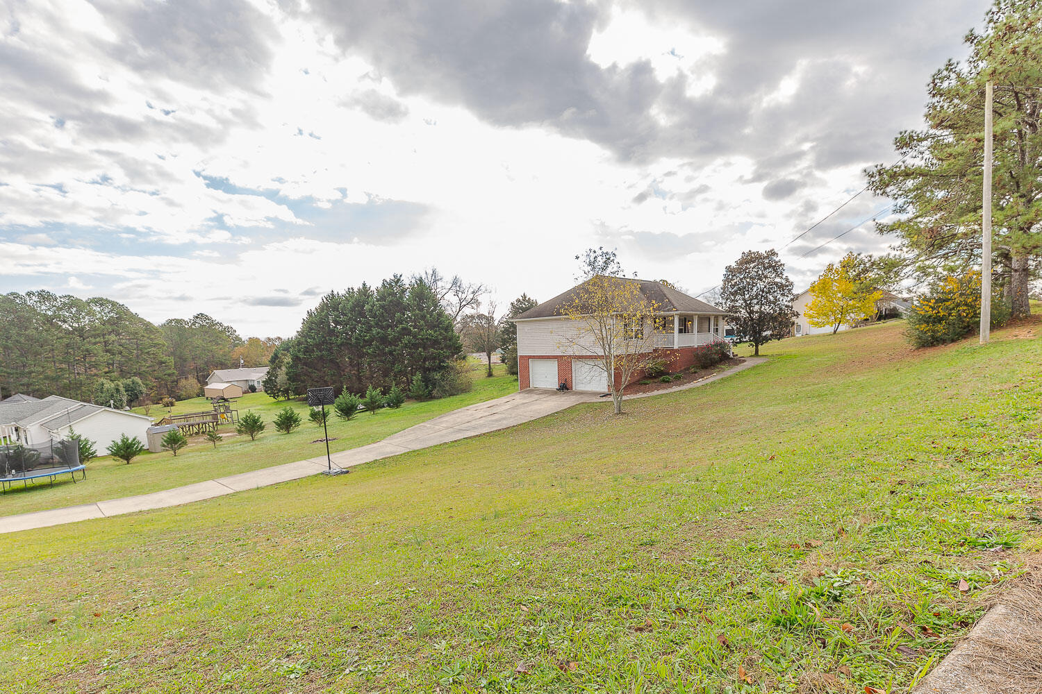 270 Lauren Circle, Chickamauga, Georgia image 2