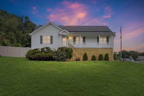 Photo of 15 Windy Hill Drive, Ringgold, GA 30736 (MLS # 1516886)