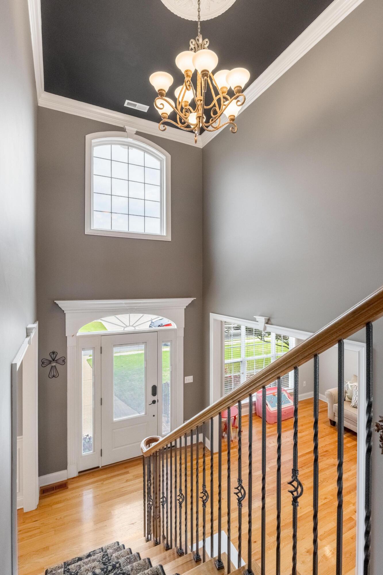 418 Champagne Circle