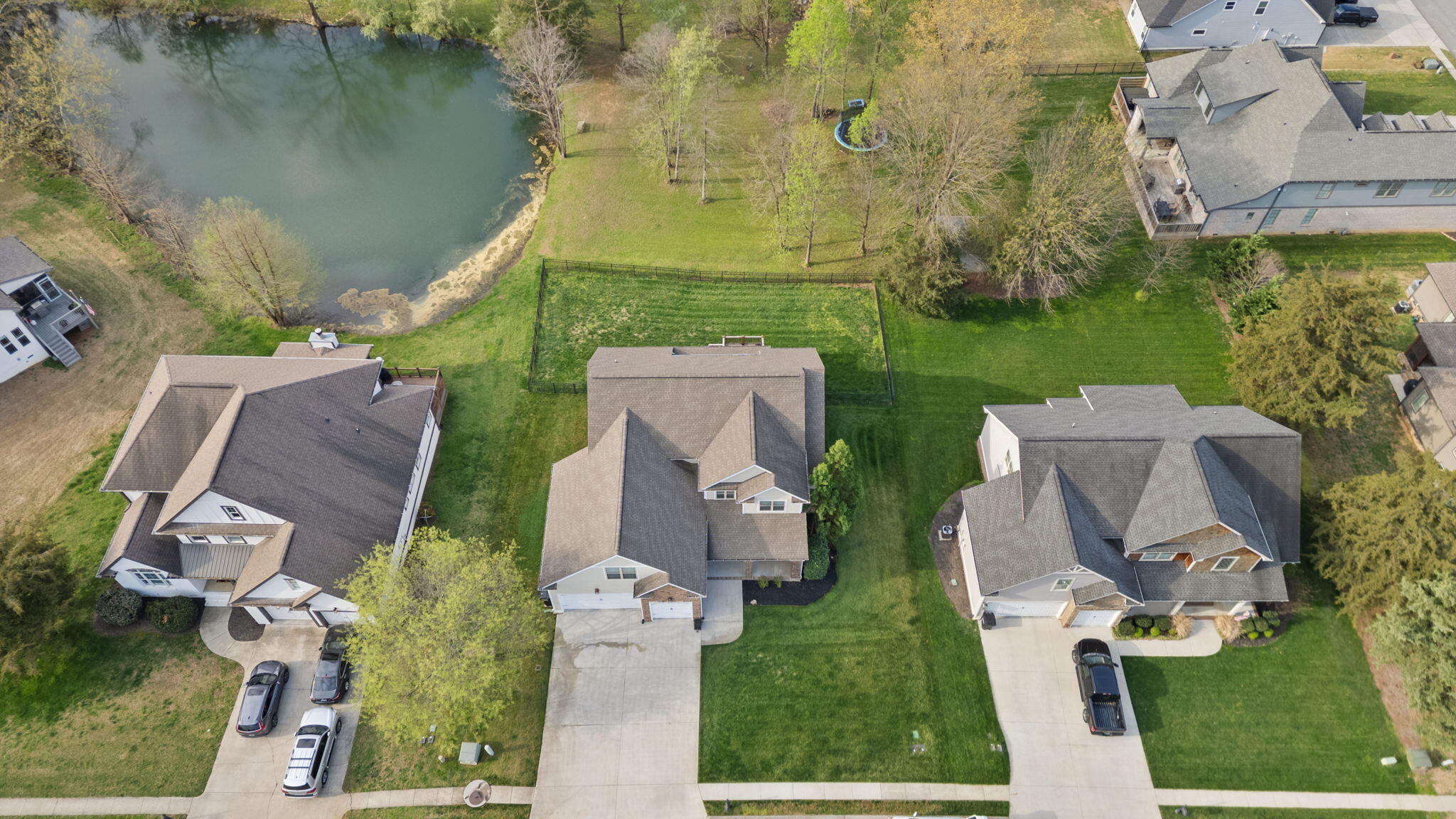 9128 Hartly Place, Ooltewah, Tennessee image 3