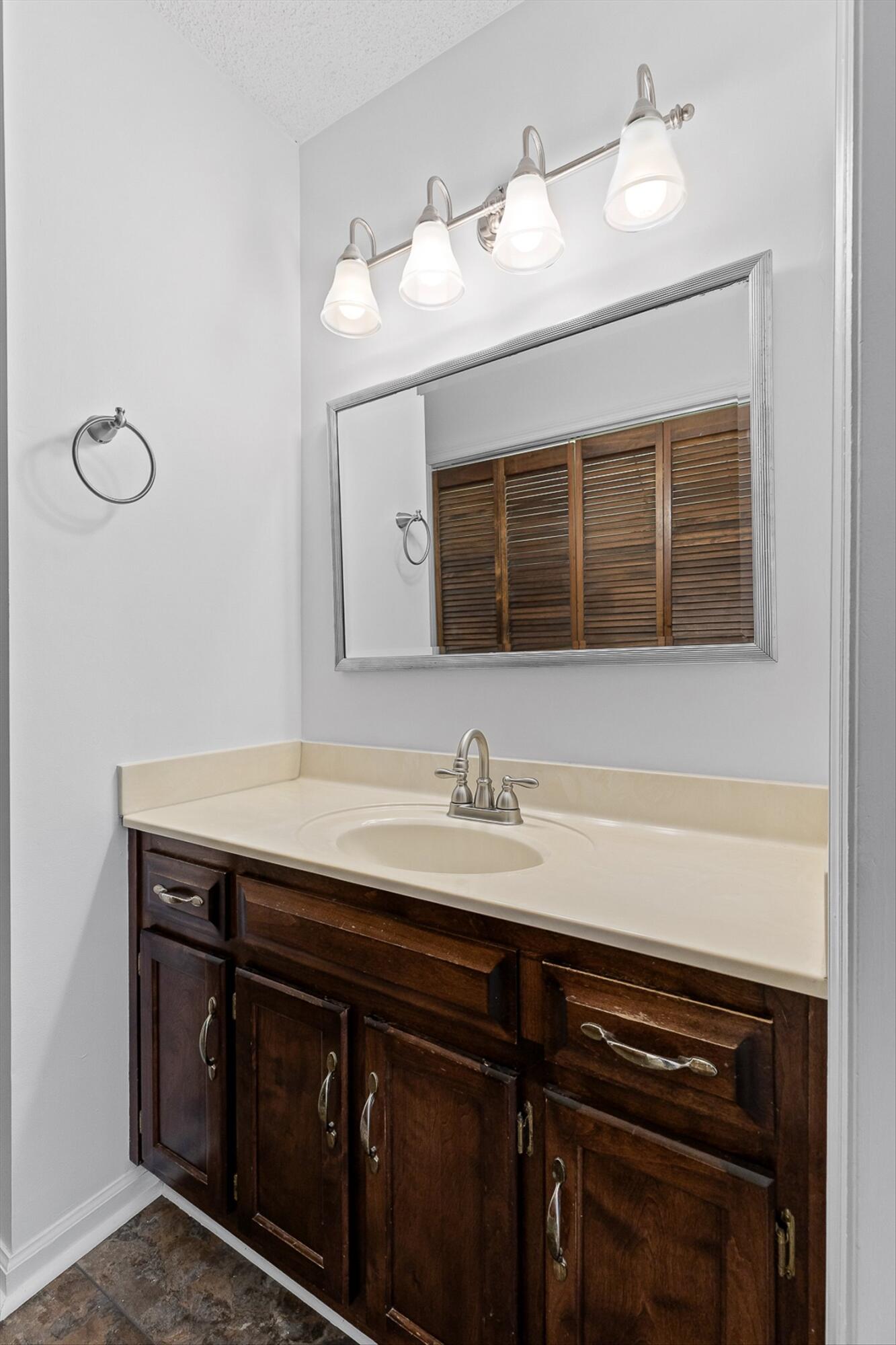 Soddy Daisy, Tennessee 37379, United States, 4 Bedrooms Bedrooms, ,3 BathroomsBathrooms,Residential,Active,232847