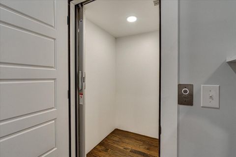 Tiny photo for 306 Oliver St Street, Chattanooga, TN 37405 (MLS # 1528528)