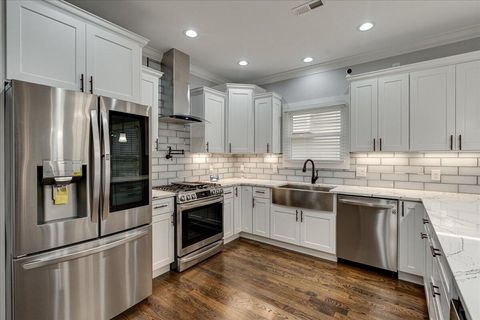 Tiny photo for 306 Oliver St Street, Chattanooga, TN 37405 (MLS # 1528528)