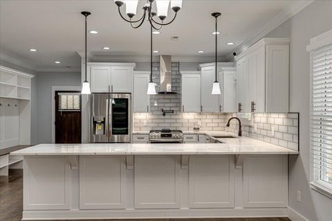 Tiny photo for 306 Oliver St Street, Chattanooga, TN 37405 (MLS # 1528528)