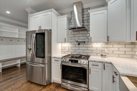 Tiny photo for 306 Oliver St Street, Chattanooga, TN 37405 (MLS # 1528528)