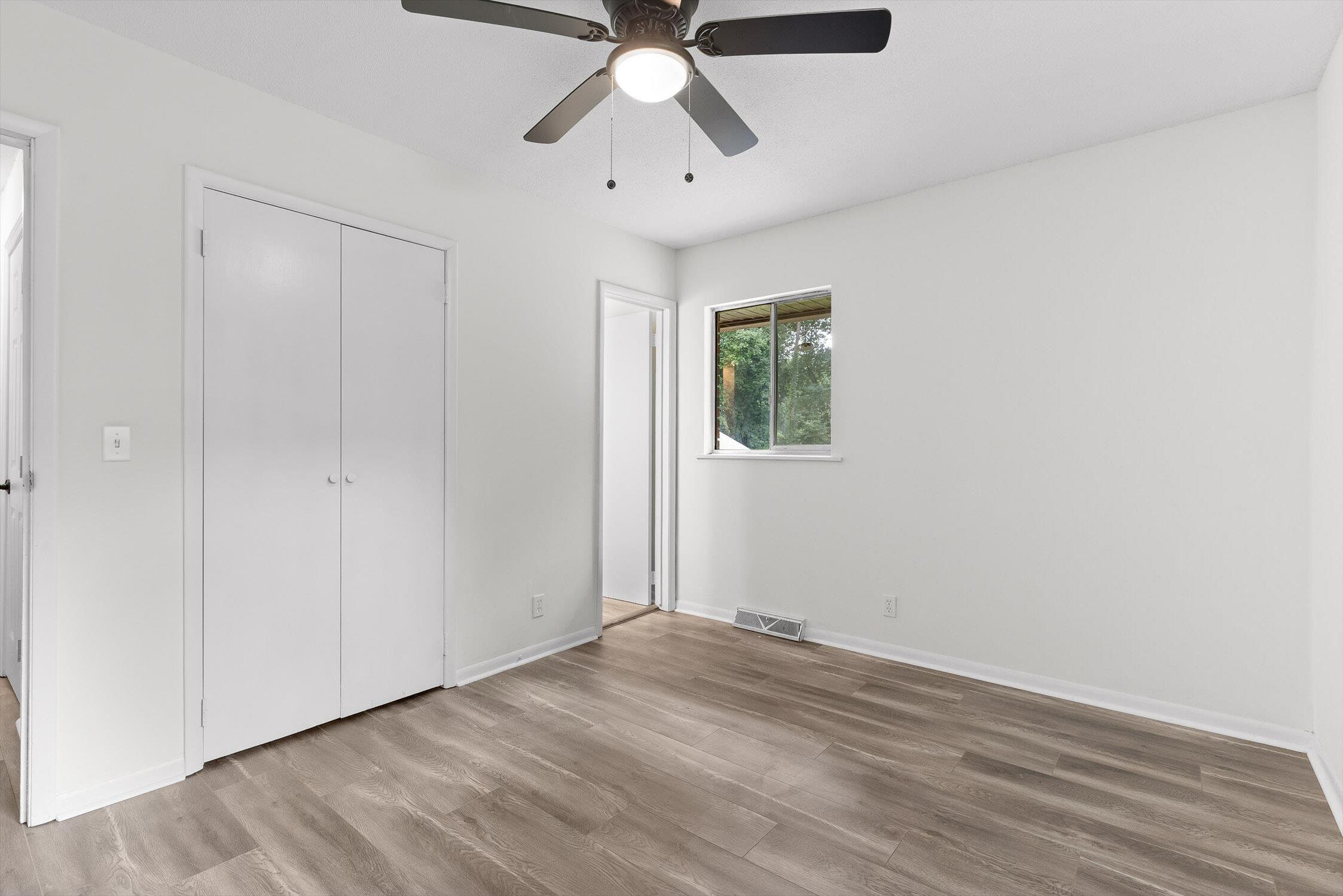 Lafayette, Georgia 30728, United States, 4 Bedrooms Bedrooms, ,2 BathroomsBathrooms,Residential,Pending,187337