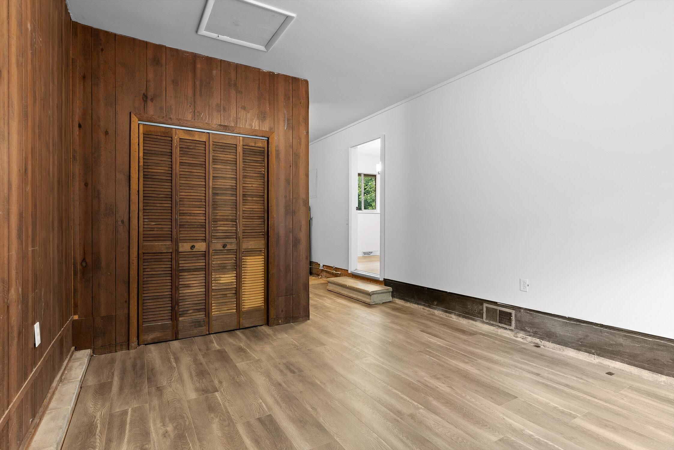 Lafayette, Georgia 30728, United States, 4 Bedrooms Bedrooms, ,2 BathroomsBathrooms,Residential,Pending,187337