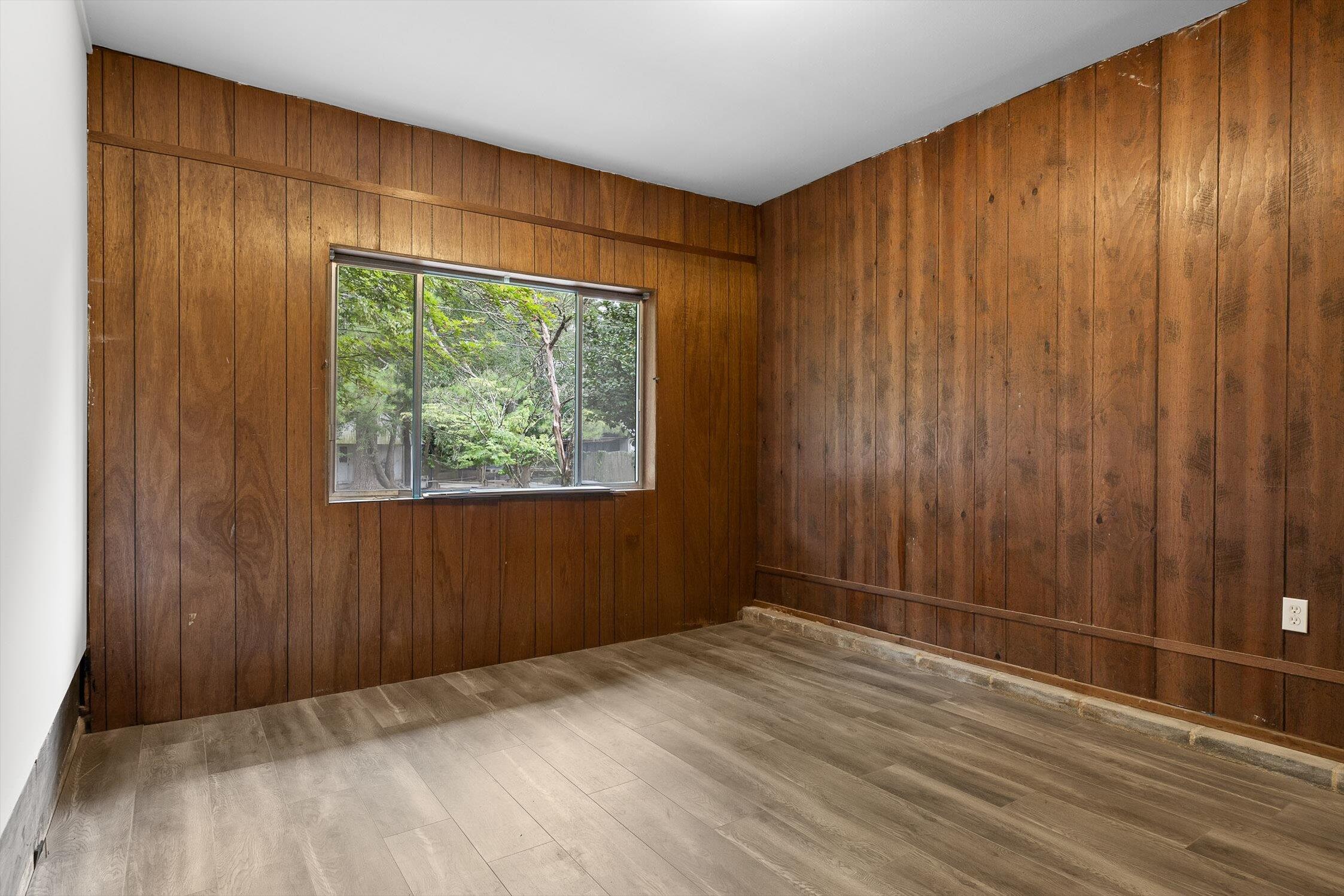 Lafayette, Georgia 30728, United States, 4 Bedrooms Bedrooms, ,2 BathroomsBathrooms,Residential,Pending,187337