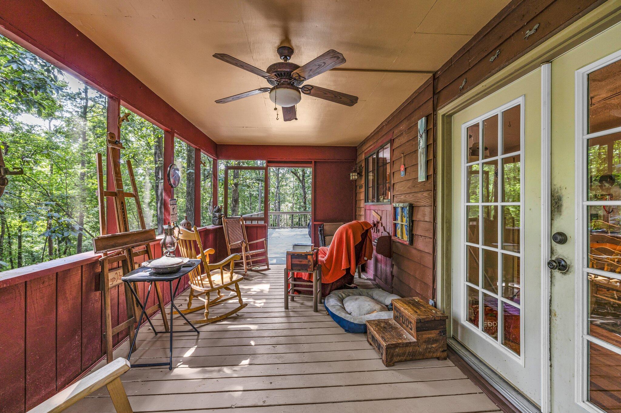66 Valley Way, Trenton, Georgia image 4