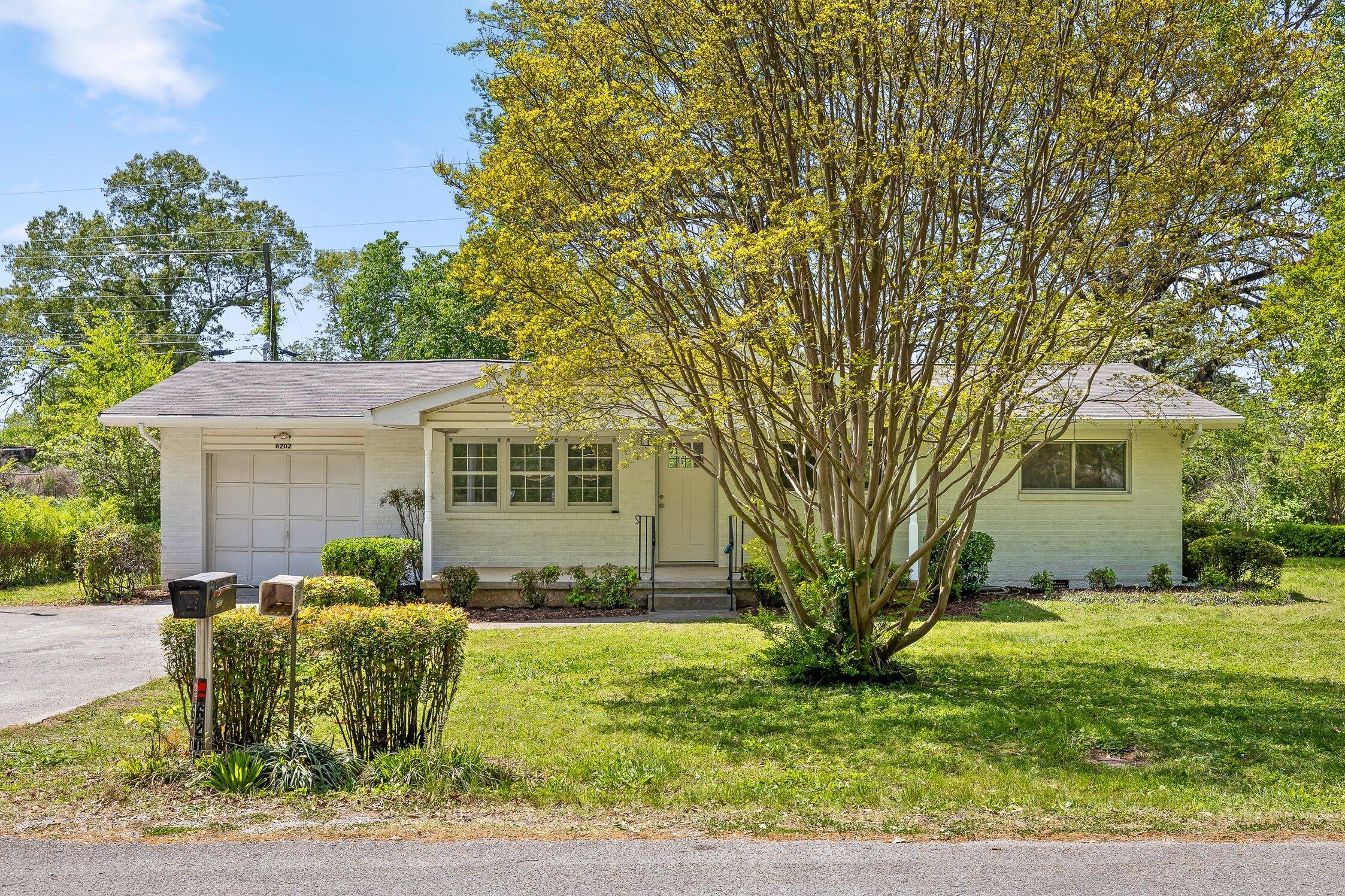 6202 Stockton Drive, Chattanooga, Tennessee image 3