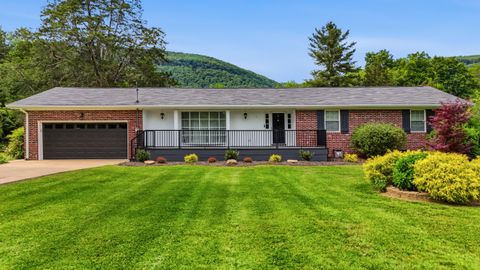 Photo of 605 Falls View Drive, Hixson, TN 37343 (MLS # 1534698)