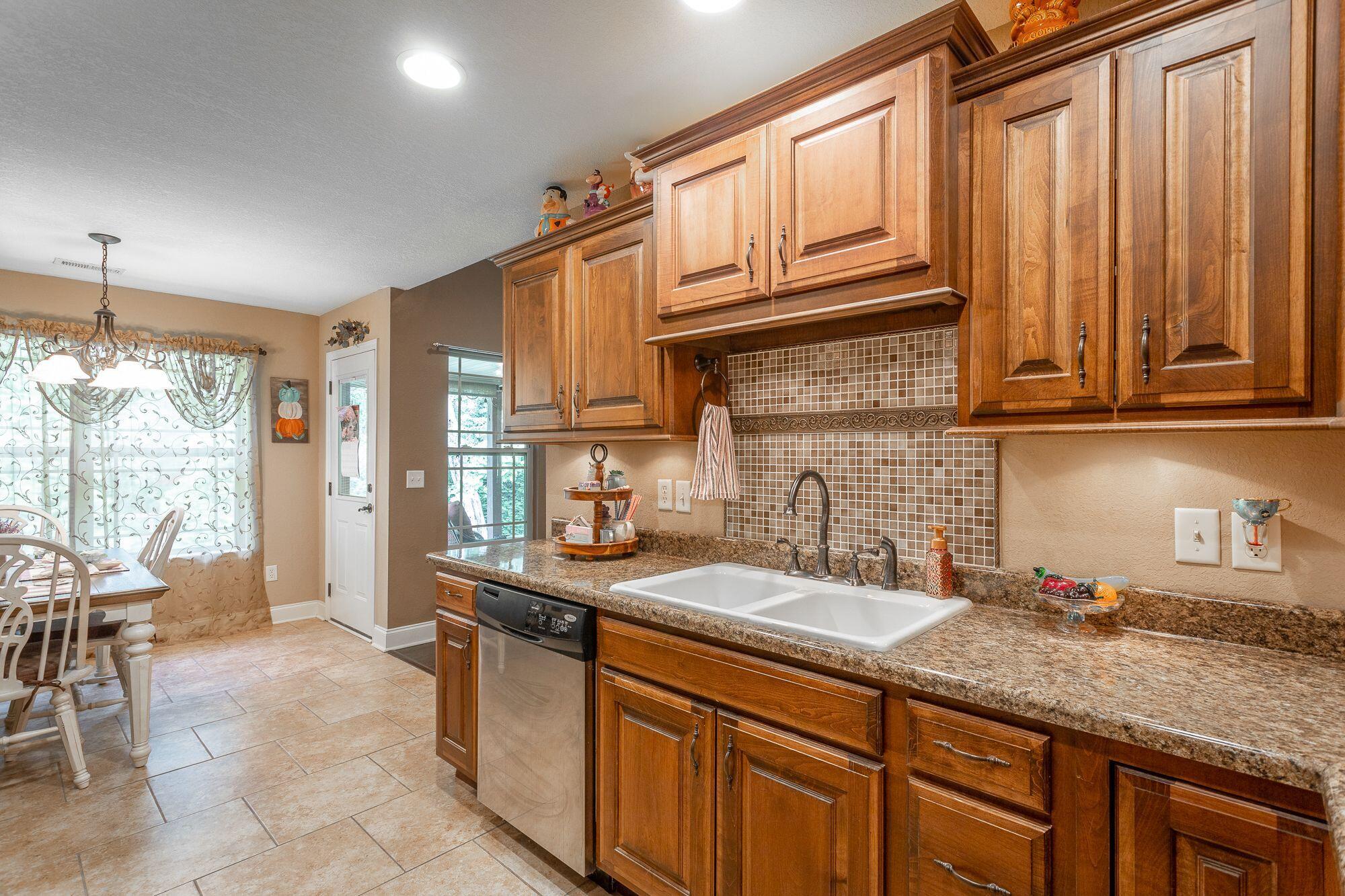 169 Southern Drive, Ringgold, Georgia image 11