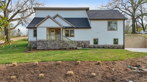 Photo of 8814 Igou Gap Road, Chattanooga, TN 37421 (MLS # 1508564)