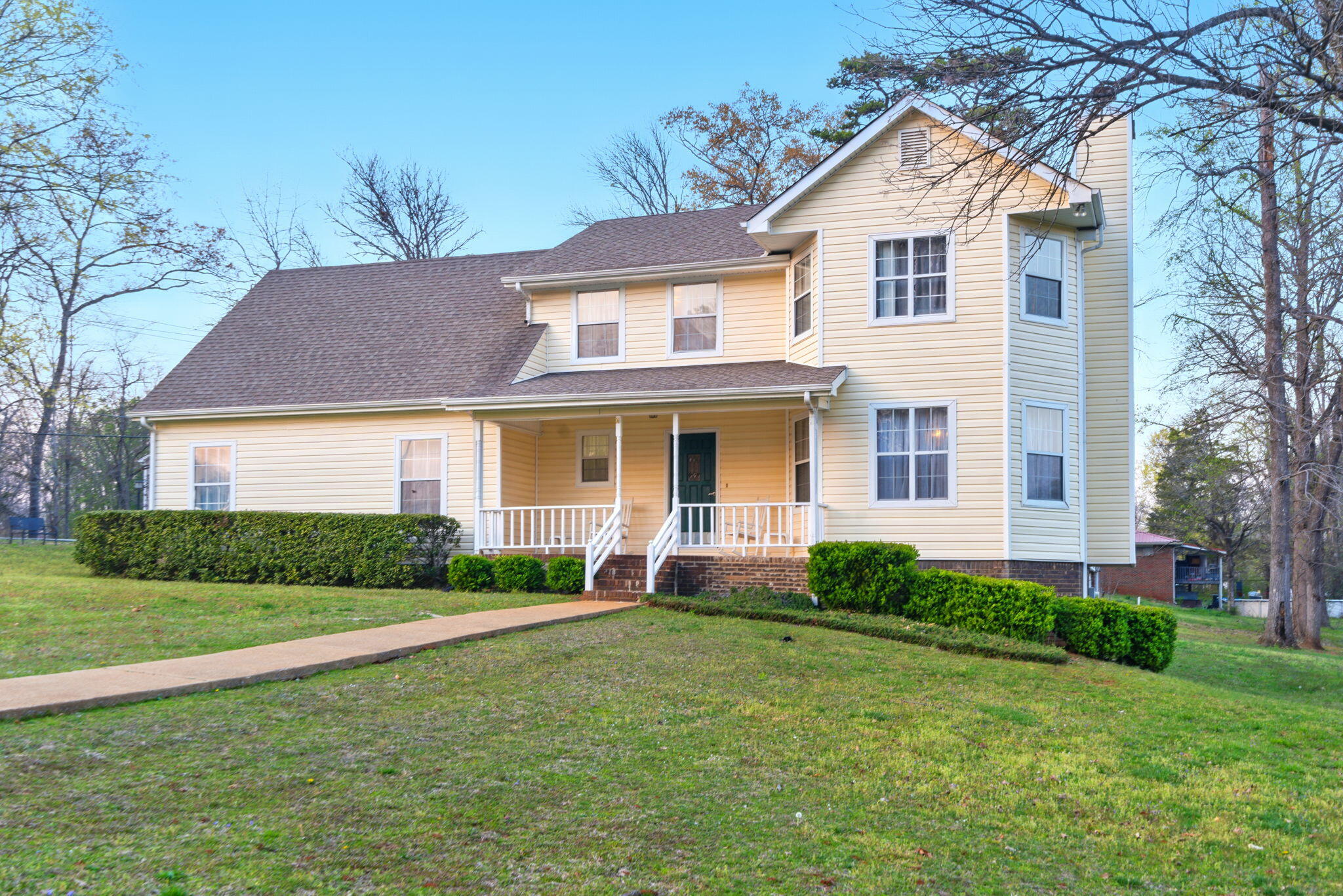 7701 Diamondhead Drive, Ooltewah, Tennessee image 1