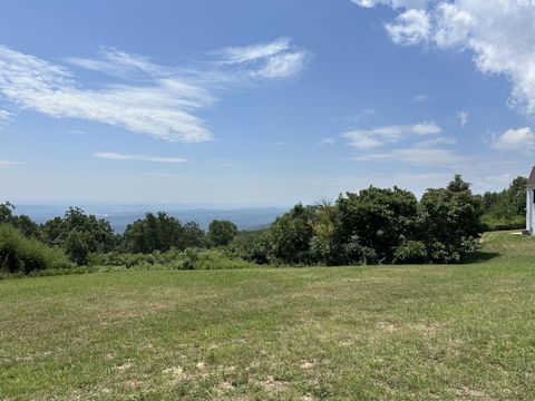 Tiny photo for 1000 Sawyer Cemetery Road, Signal Mountain, TN 37377 (MLS # 1526199)