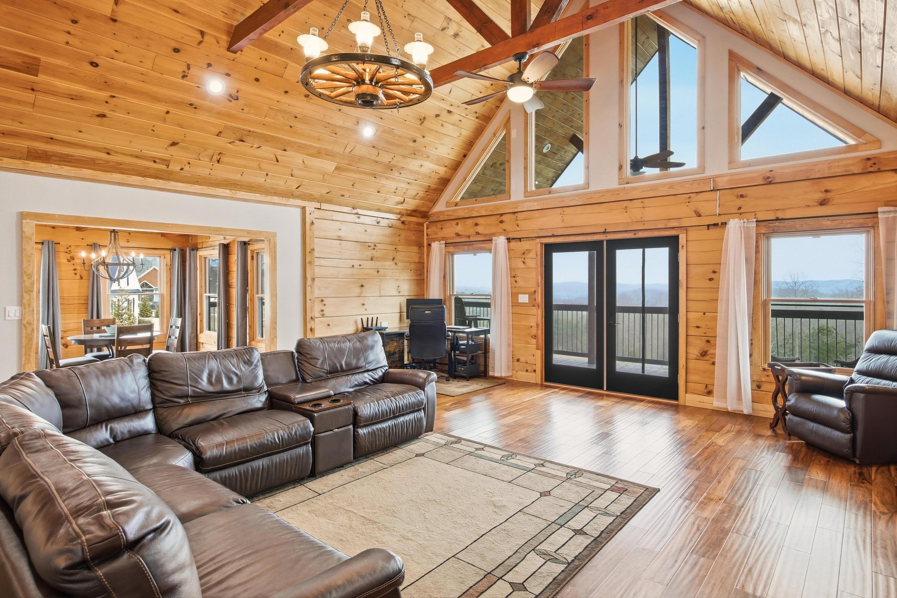 190 Scenic View Drive