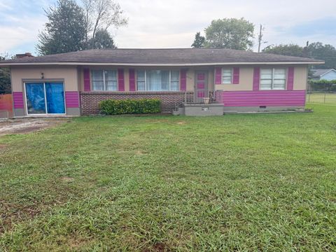 Photo of 4314 Shawnee Circle, Chattanooga, TN 37411 (MLS # 1529475)