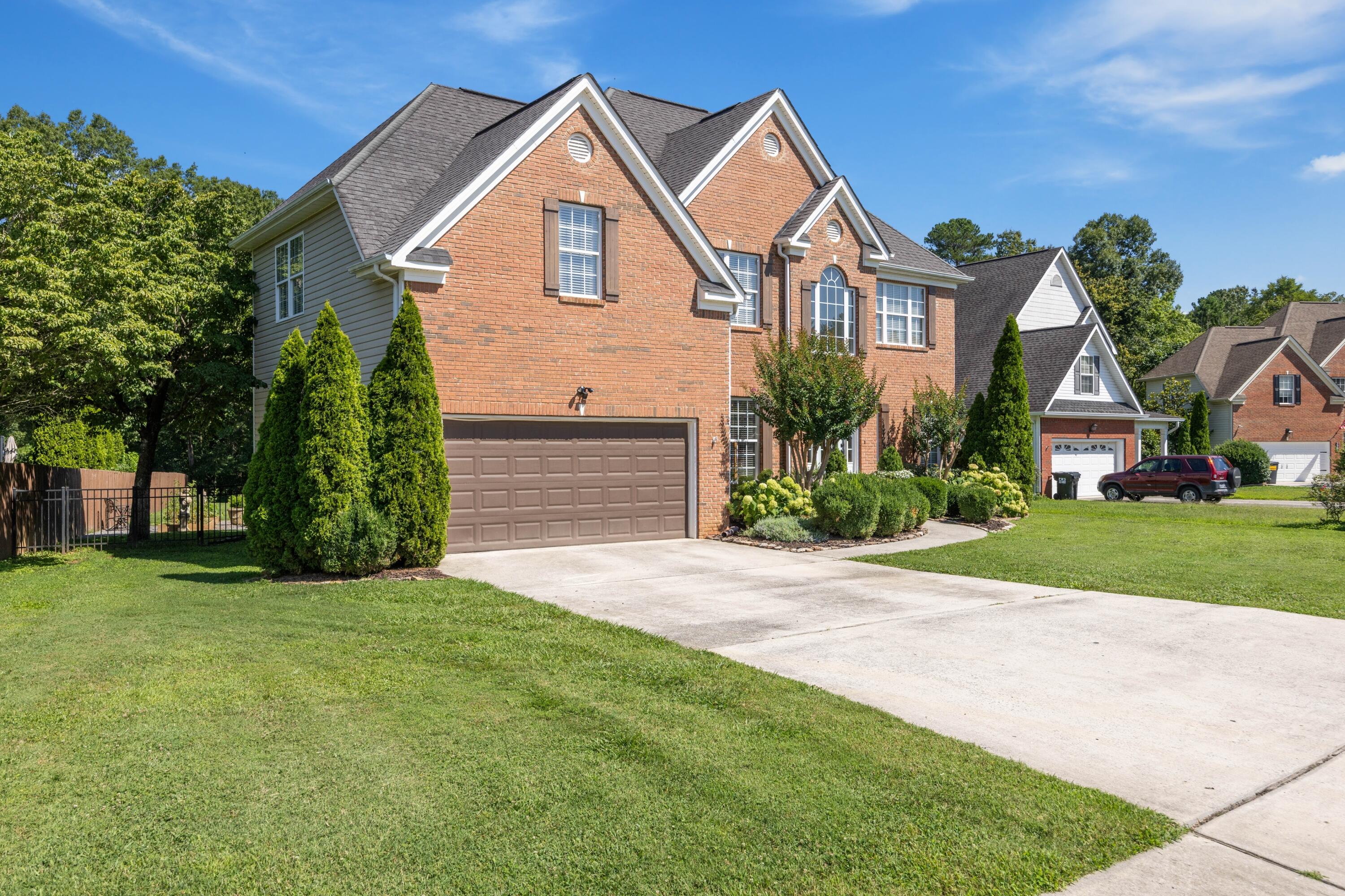 7767 Lynnle Way